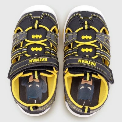 Toddler Boys' Batman 1/4th Strap Camp Sandals - Black 6 Toddler Boys' Batman 1/4th Strap Camp Sandals - Black - Image 4