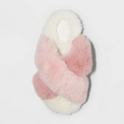 Girls' Brooklyn Crossband Fur Slippers - Cat & Jack™ Cream 4 Girls' Brooklyn Crossband Fur Slippers - Cat & Jack™ Cream - Image 2