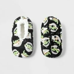 Toddler Boys' Star Wars: The Mandalorian Baby Yoda Slippers - Black 2T-3T