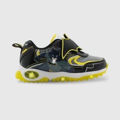 Toddler Boys' Batman Athletic Sneakers - Black 6 Toddler Boys' Batman Athletic Sneakers - Black - Image 4